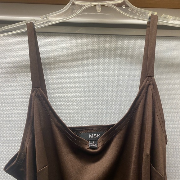 Short sleeve knee length dress - Picture 4 of 6